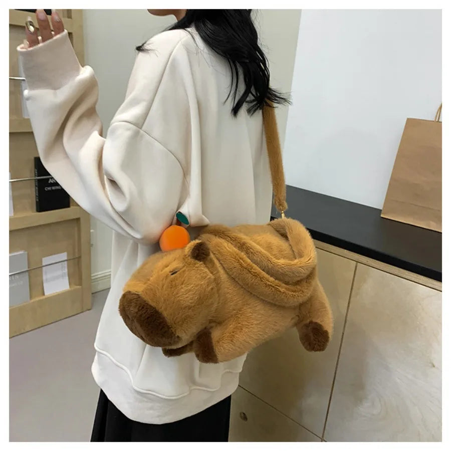 Capivara de Pelúcia  Handbag Fashion